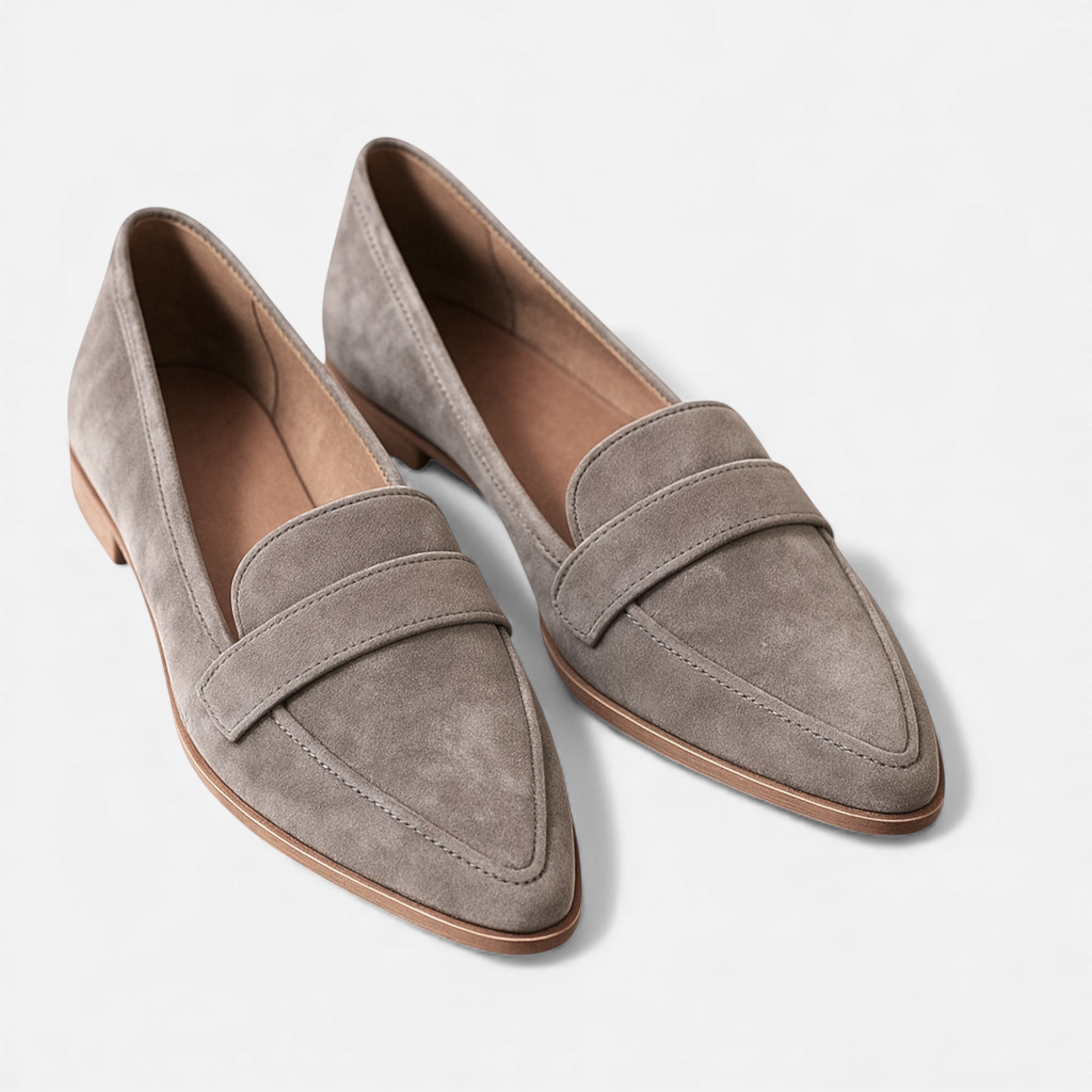 Célouris | Women’s Vintage Pointed-Toe Loafer